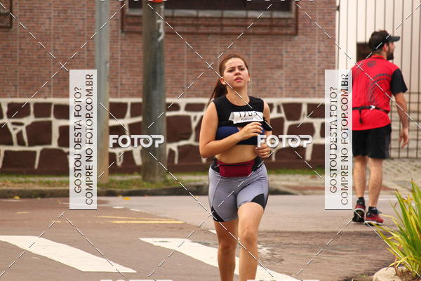 Buy your photos of the eventCircuito de Corridas de Rua Curitiba 2017 - 4� etapa on Fotop