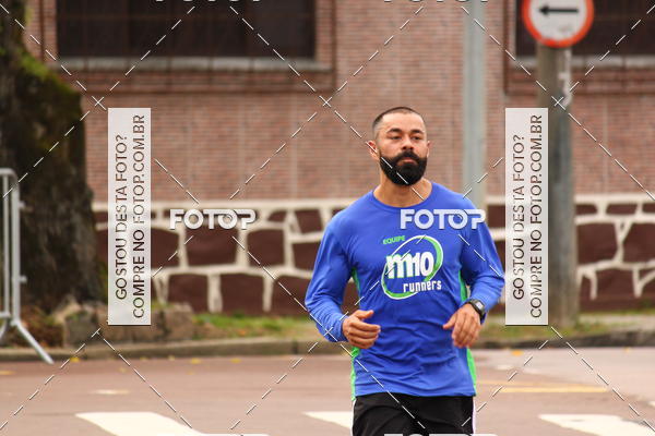 Buy your photos of the eventCircuito de Corridas de Rua Curitiba 2017 - 4� etapa on Fotop