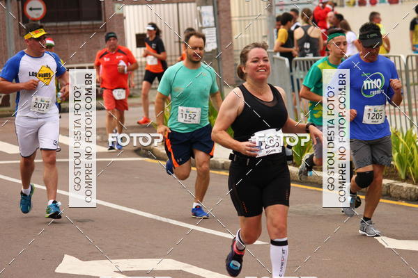 Buy your photos of the eventCircuito de Corridas de Rua Curitiba 2017 - 4� etapa on Fotop