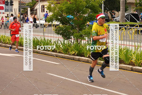 Buy your photos of the eventCircuito de Corridas de Rua Curitiba 2017 - 4 etapa on Fotop