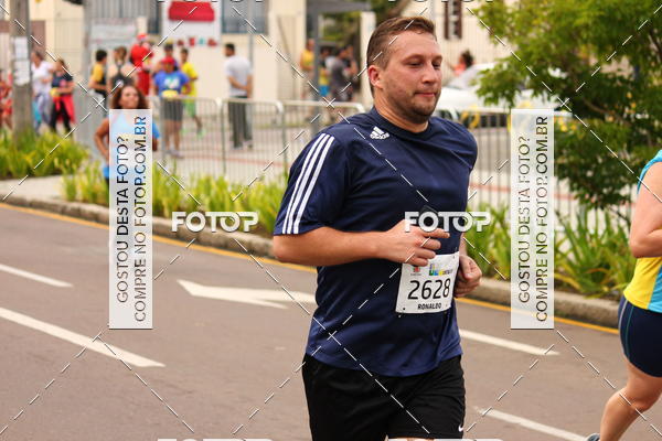 Buy your photos of the eventCircuito de Corridas de Rua Curitiba 2017 - 4� etapa on Fotop