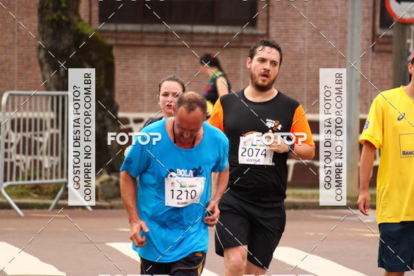 Buy your photos of the eventCircuito de Corridas de Rua Curitiba 2017 - 4 etapa on Fotop