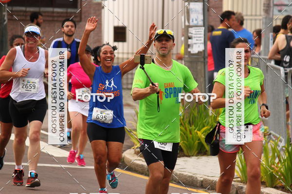 Buy your photos of the eventCircuito de Corridas de Rua Curitiba 2017 - 4 etapa on Fotop