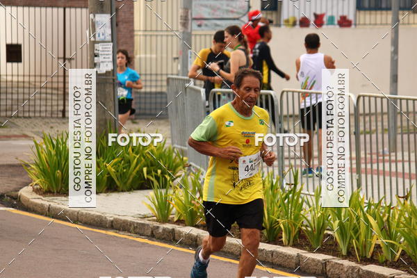 Buy your photos of the eventCircuito de Corridas de Rua Curitiba 2017 - 4� etapa on Fotop