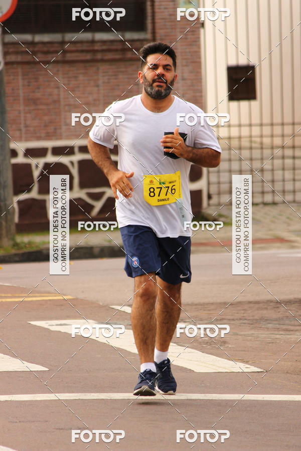 Buy your photos of the eventCircuito de Corridas de Rua Curitiba 2017 - 4� etapa on Fotop