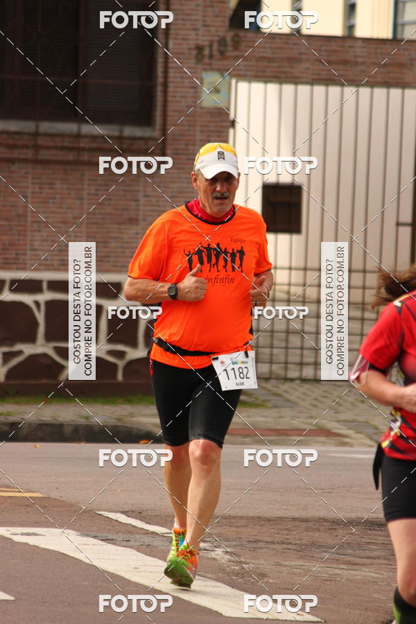 Buy your photos of the eventCircuito de Corridas de Rua Curitiba 2017 - 4� etapa on Fotop