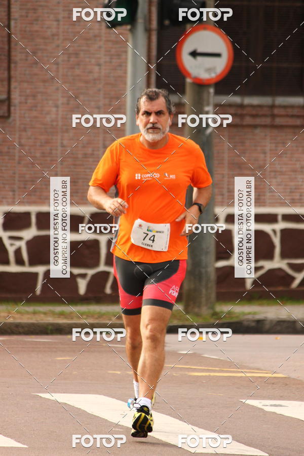 Buy your photos of the eventCircuito de Corridas de Rua Curitiba 2017 - 4� etapa on Fotop