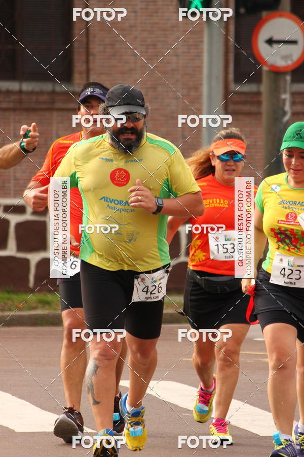 Buy your photos of the eventCircuito de Corridas de Rua Curitiba 2017 - 4� etapa on Fotop