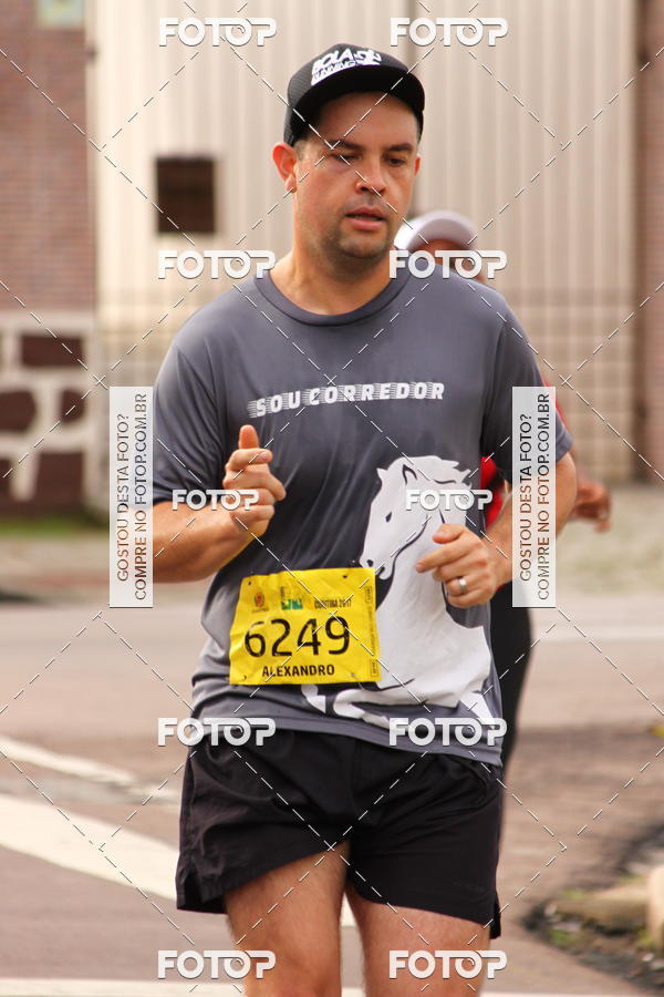 Buy your photos of the eventCircuito de Corridas de Rua Curitiba 2017 - 4� etapa on Fotop