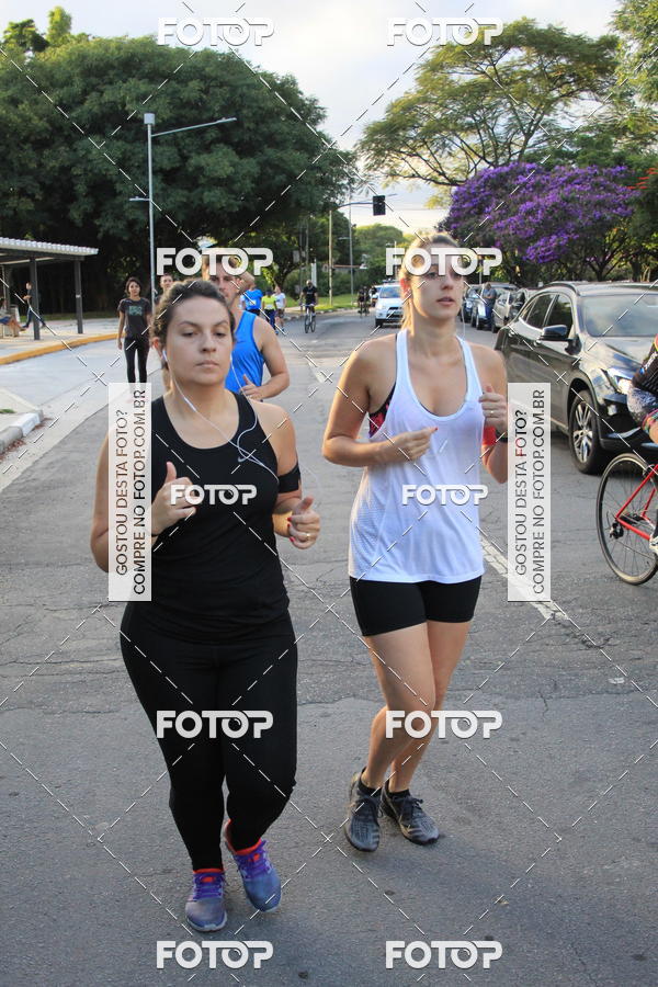 Buy your photos of the eventCARNA RUN SP - 2018 on Fotop