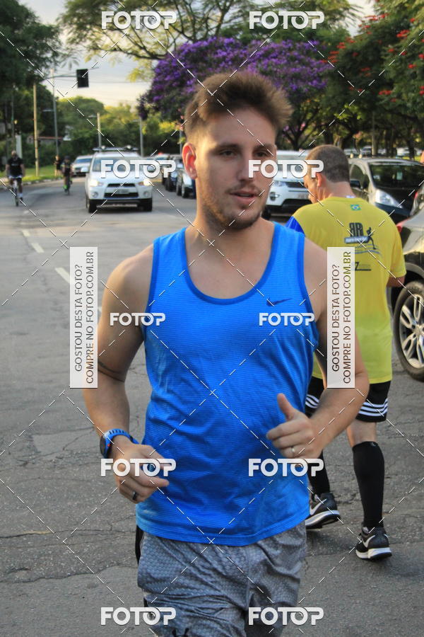 Buy your photos of the eventCARNA RUN SP - 2018 on Fotop