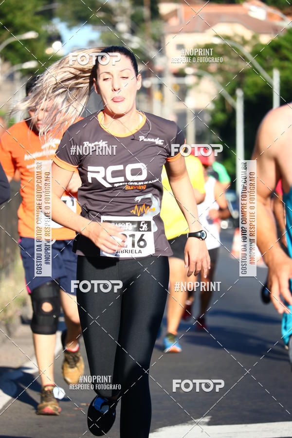 Buy your photos of the eventMeia Maratona Arraso Fashion Run 2018 on Fotop