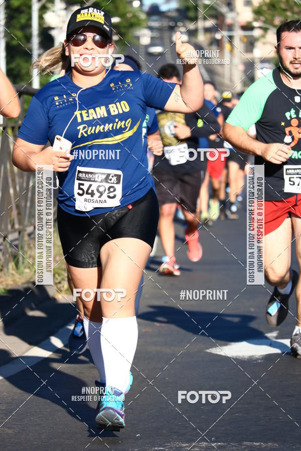 Buy your photos of the eventMeia Maratona Arraso Fashion Run 2018 on Fotop