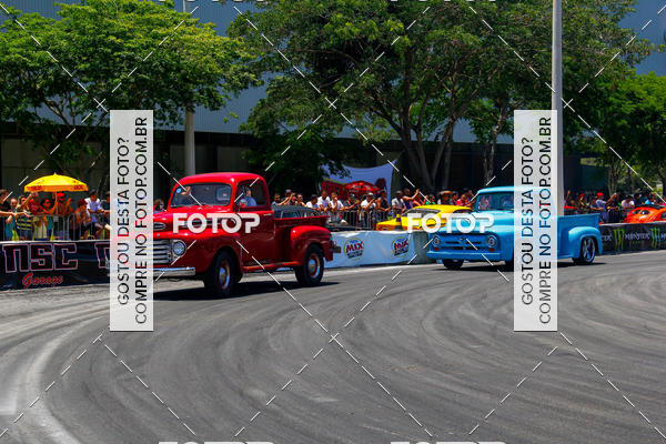 Buy your photos of the eventSuper Drif Brasil - Desfile de Carros on Fotop
