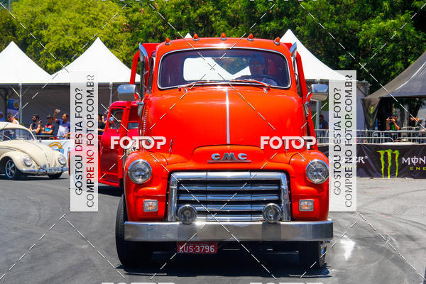 Buy your photos of the eventSuper Drif Brasil - Desfile de Carros on Fotop