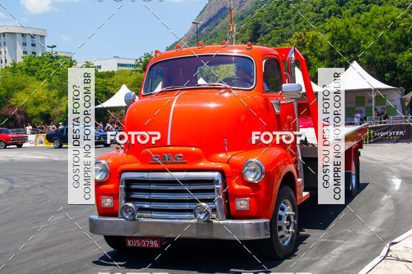 Buy your photos of the eventSuper Drif Brasil - Desfile de Carros on Fotop