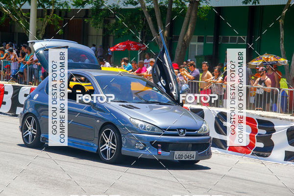 Buy your photos of the eventSuper Drif Brasil - Desfile de Carros on Fotop