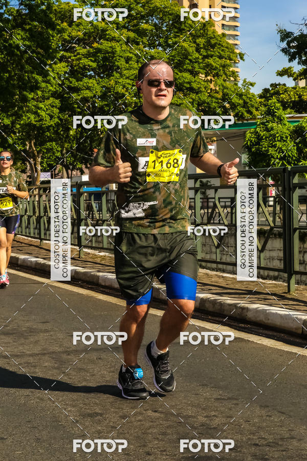 Buy your photos of the eventCorrida do Exrcito  - 100 Anos do Regimento Deodoro on Fotop