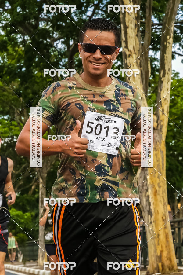 Buy your photos of the eventCorrida do Exrcito  - 100 Anos do Regimento Deodoro on Fotop