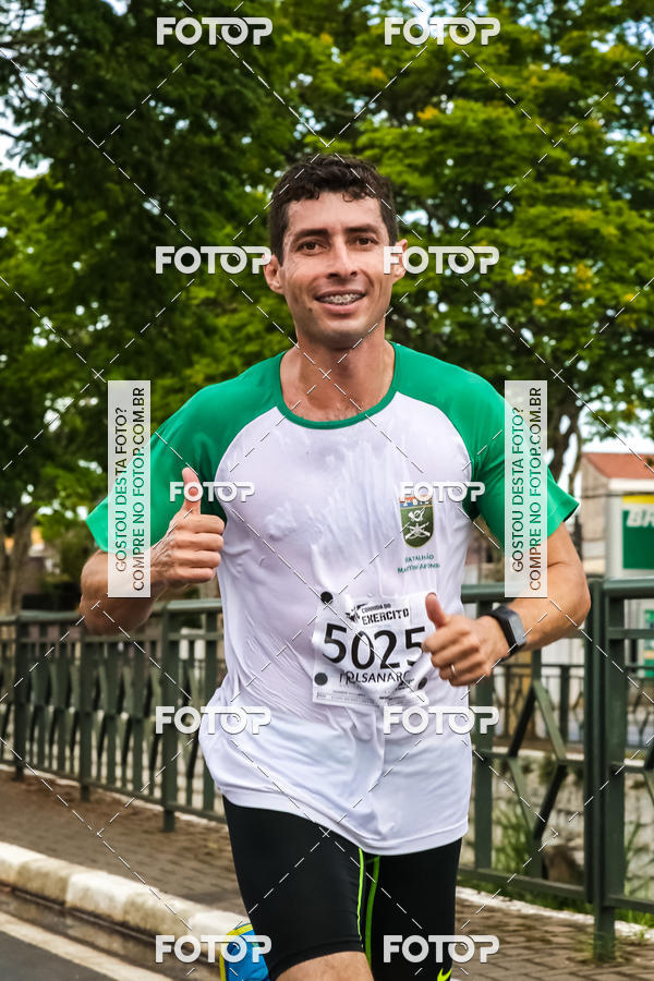 Buy your photos of the eventCorrida do Exrcito  - 100 Anos do Regimento Deodoro on Fotop