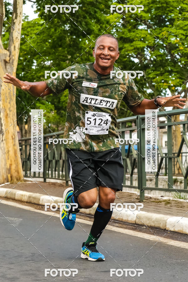 Buy your photos of the eventCorrida do Exrcito  - 100 Anos do Regimento Deodoro on Fotop