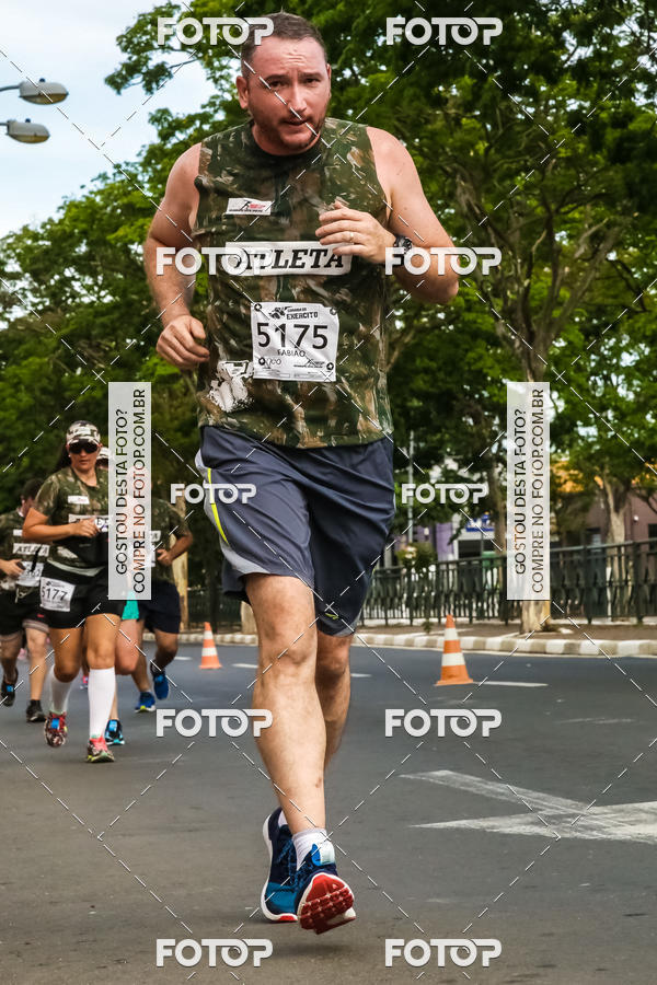Buy your photos of the eventCorrida do Exrcito  - 100 Anos do Regimento Deodoro on Fotop