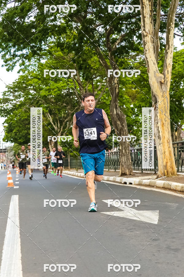 Buy your photos of the eventCorrida do Exrcito  - 100 Anos do Regimento Deodoro on Fotop