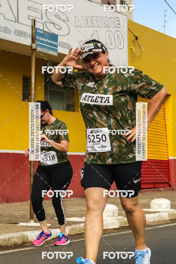 Buy your photos of the eventCorrida do Exrcito  - 100 Anos do Regimento Deodoro on Fotop