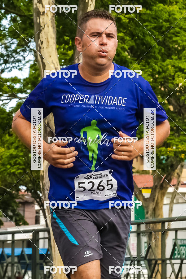 Buy your photos of the eventCorrida do Exrcito  - 100 Anos do Regimento Deodoro on Fotop