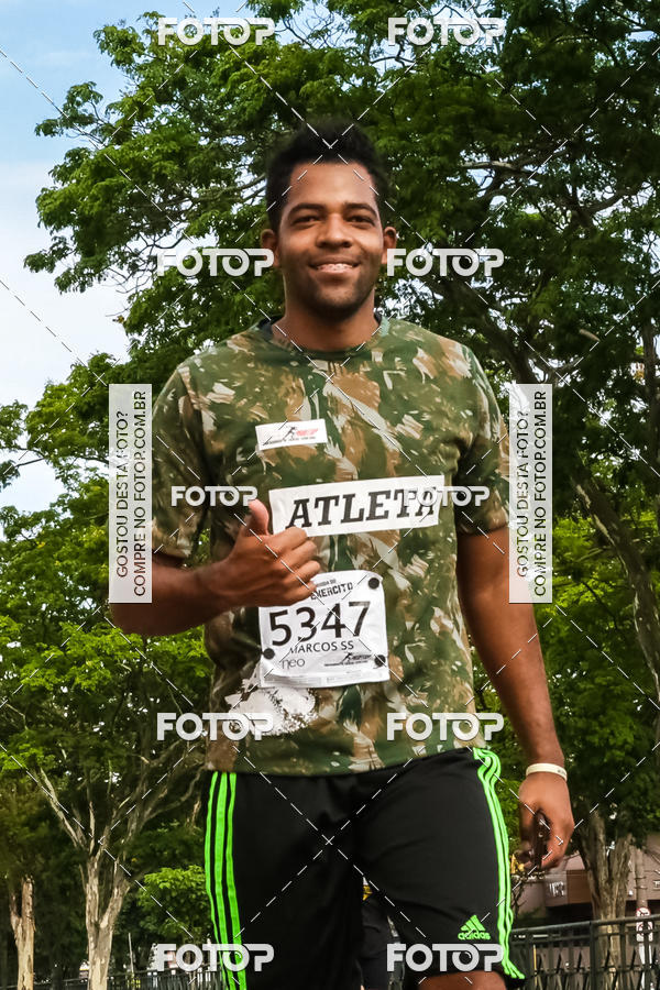 Buy your photos of the eventCorrida do Exrcito  - 100 Anos do Regimento Deodoro on Fotop