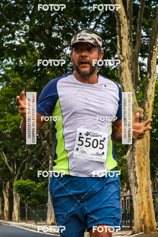 Buy your photos of the eventCorrida do Exrcito  - 100 Anos do Regimento Deodoro on Fotop