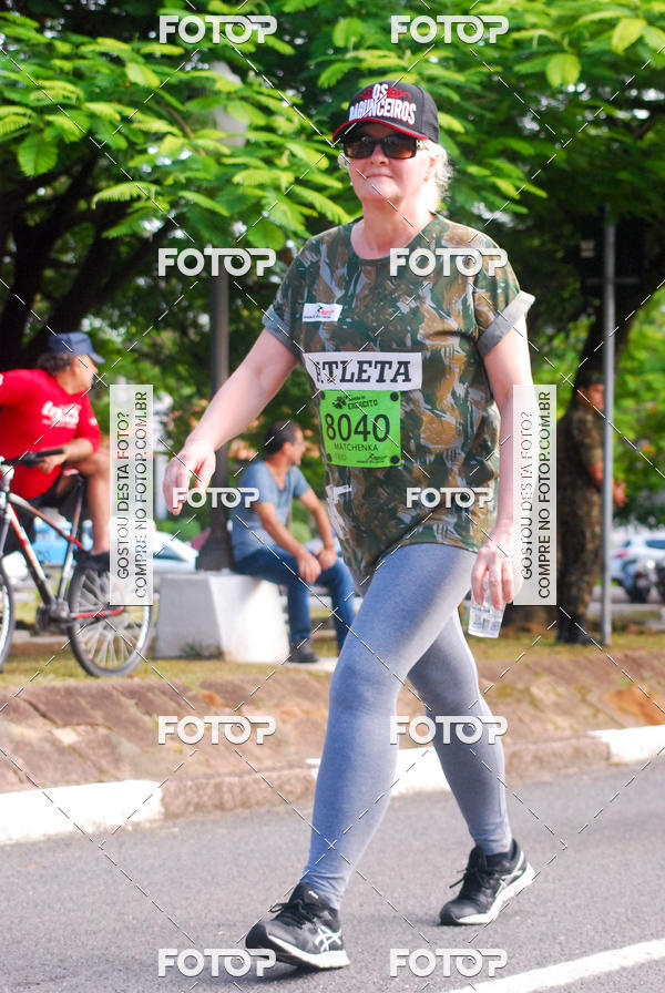 Buy your photos of the eventCorrida do Exrcito  - 100 Anos do Regimento Deodoro on Fotop