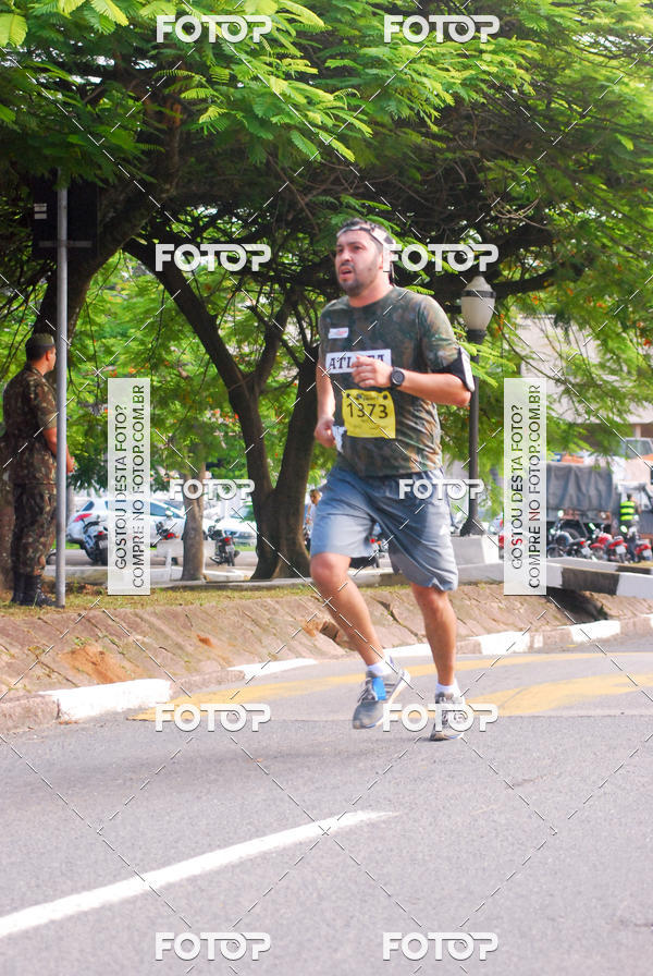 Buy your photos of the eventCorrida do Exrcito  - 100 Anos do Regimento Deodoro on Fotop