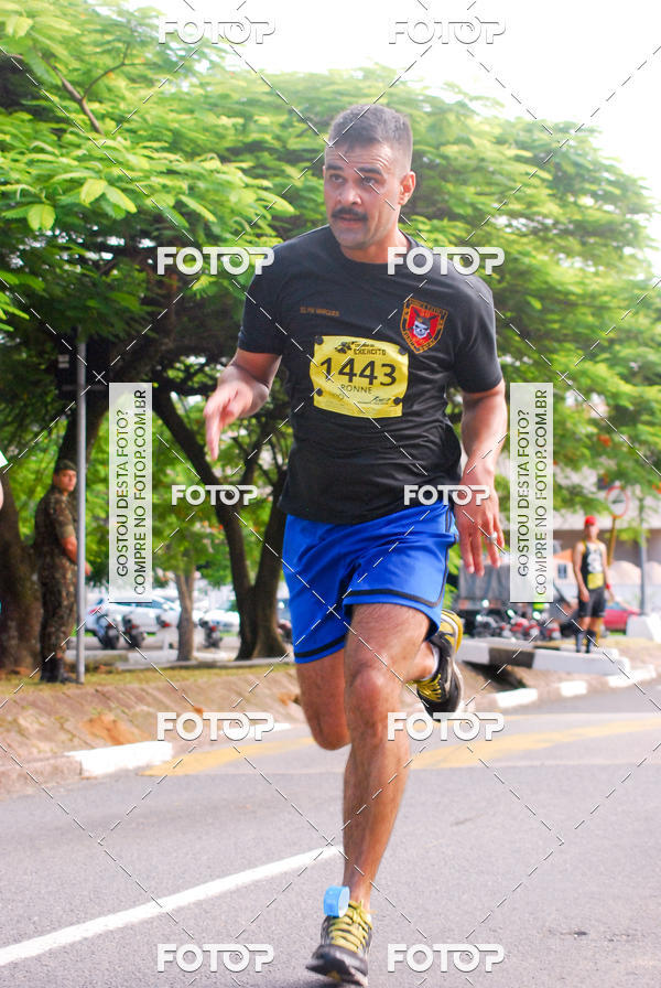 Buy your photos of the eventCorrida do Exrcito  - 100 Anos do Regimento Deodoro on Fotop