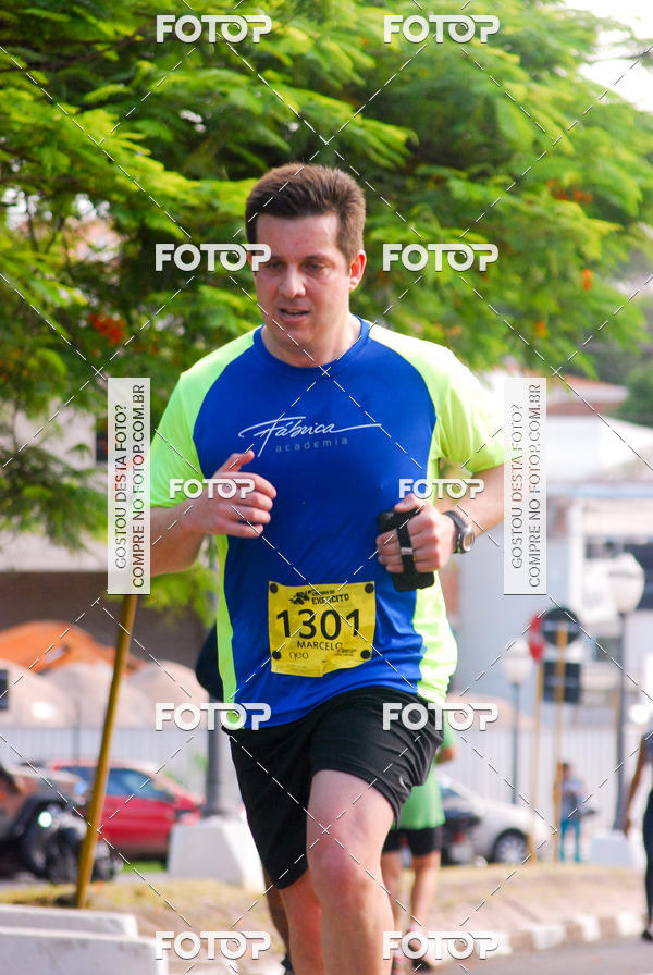Buy your photos of the eventCorrida do Exrcito  - 100 Anos do Regimento Deodoro on Fotop