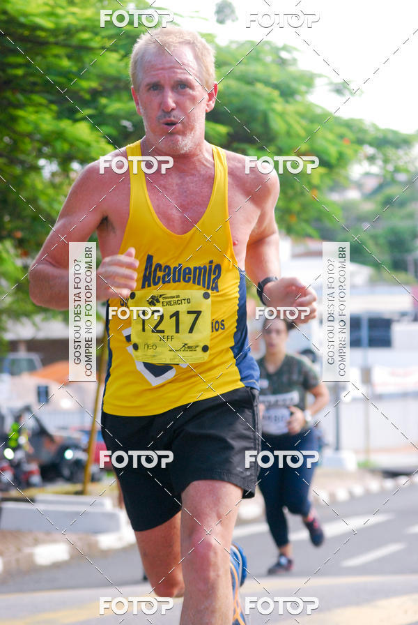 Buy your photos of the eventCorrida do Exrcito  - 100 Anos do Regimento Deodoro on Fotop