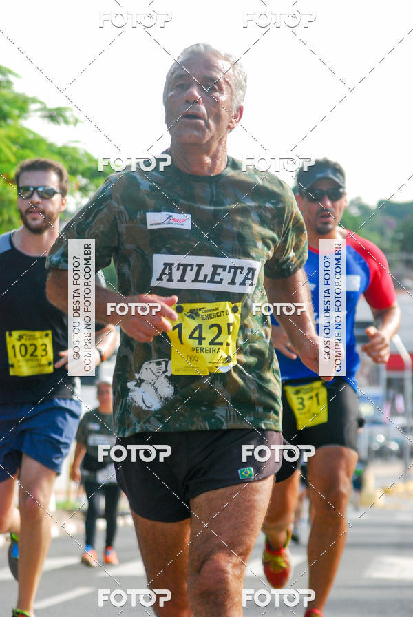 Buy your photos of the eventCorrida do Exrcito  - 100 Anos do Regimento Deodoro on Fotop