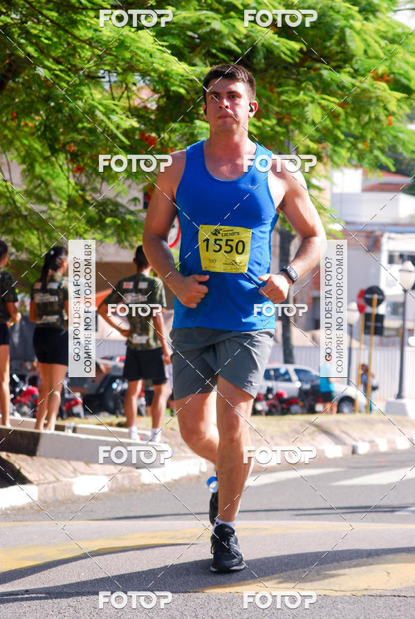 Buy your photos of the eventCorrida do Exrcito  - 100 Anos do Regimento Deodoro on Fotop