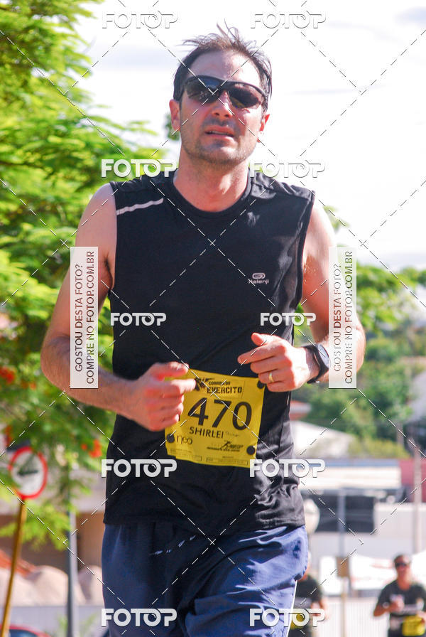 Buy your photos of the eventCorrida do Exrcito  - 100 Anos do Regimento Deodoro on Fotop
