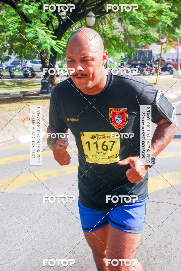 Buy your photos of the eventCorrida do Exrcito  - 100 Anos do Regimento Deodoro on Fotop