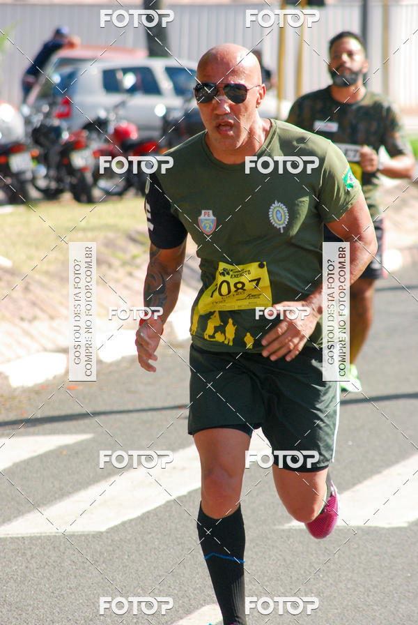 Buy your photos of the eventCorrida do Exrcito  - 100 Anos do Regimento Deodoro on Fotop