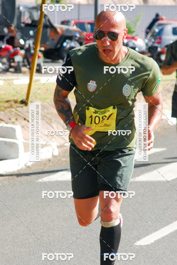 Buy your photos of the eventCorrida do Exrcito  - 100 Anos do Regimento Deodoro on Fotop