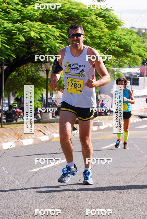 Buy your photos of the eventCorrida do Exrcito  - 100 Anos do Regimento Deodoro on Fotop