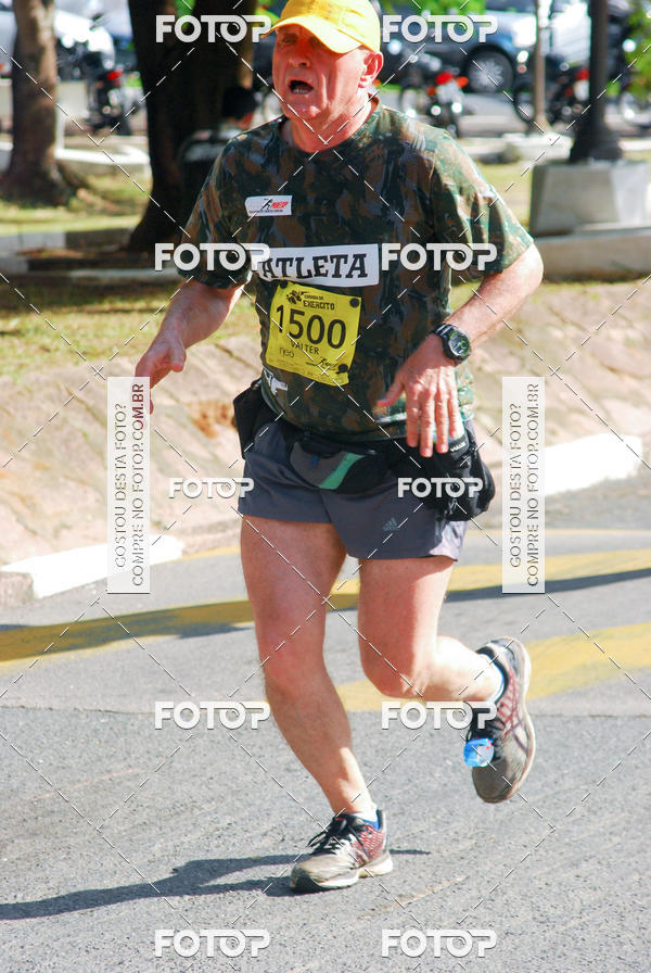 Buy your photos of the eventCorrida do Exrcito  - 100 Anos do Regimento Deodoro on Fotop