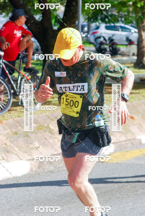 Buy your photos of the eventCorrida do Exrcito  - 100 Anos do Regimento Deodoro on Fotop