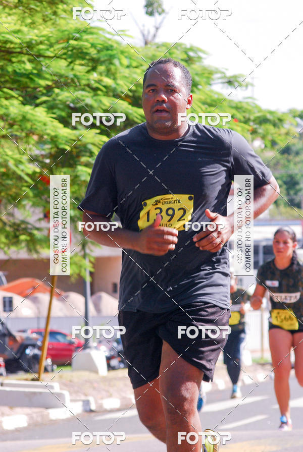 Buy your photos of the eventCorrida do Exrcito  - 100 Anos do Regimento Deodoro on Fotop