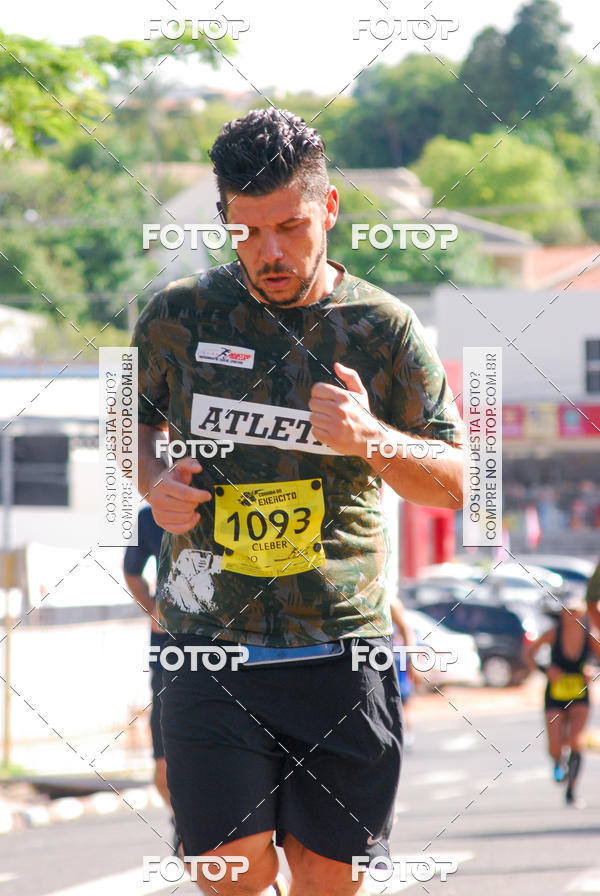 Buy your photos of the eventCorrida do Exrcito  - 100 Anos do Regimento Deodoro on Fotop