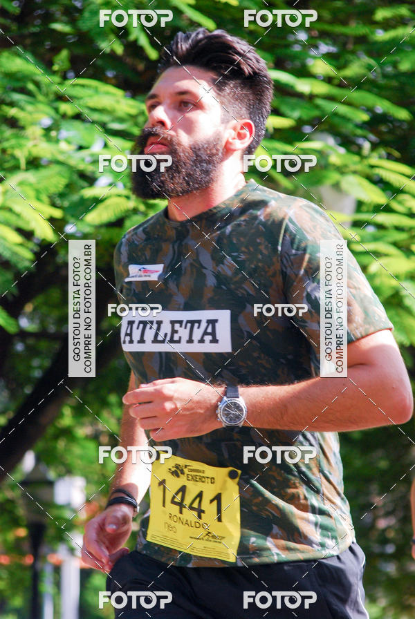 Buy your photos of the eventCorrida do Exrcito  - 100 Anos do Regimento Deodoro on Fotop