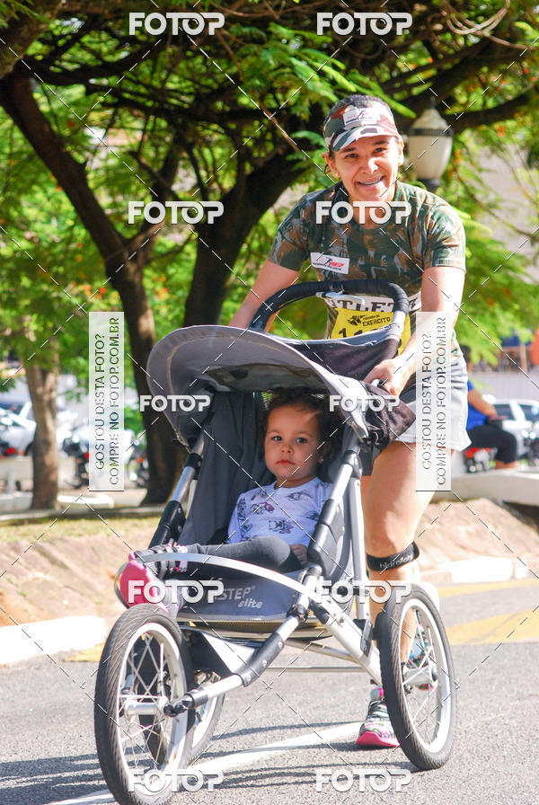 Buy your photos of the eventCorrida do Exrcito  - 100 Anos do Regimento Deodoro on Fotop