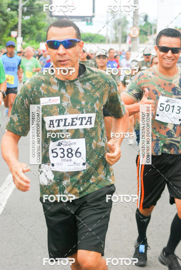 Buy your photos of the eventCorrida do Exrcito  - 100 Anos do Regimento Deodoro on Fotop